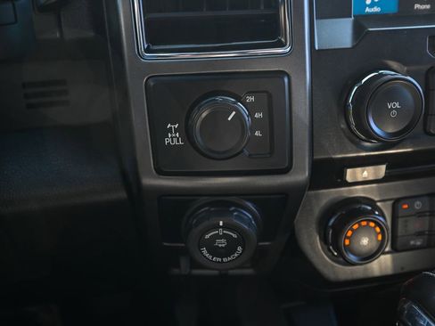 Used 2018 Ford F150 XLT w/ Equipment Group 302A Luxury image 38