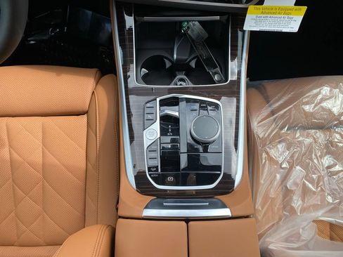 New 2026 BMW X5 xDrive40i w/ Premium Package AWD/4WD image 10