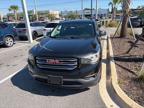 Used 2017 GMC Acadia SLE w/ Driver Alert Package I AWD/4WD image 17