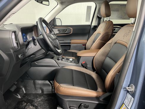 New 2026 Ford Bronco Sport Outer Banks w/ Sasquatch Outer Banks Package AWD/4WD image 10