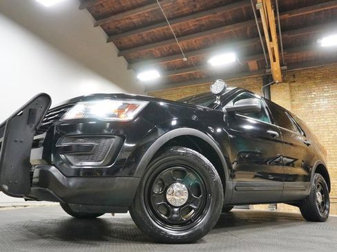 Used 2018 Ford Explorer 4WD Police Interceptor image 3