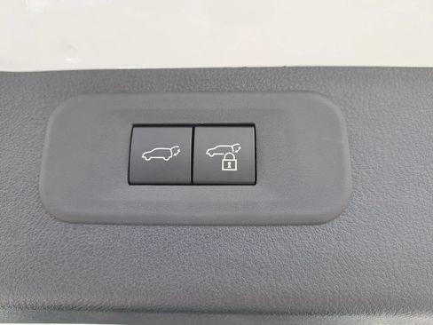 Used 2026 Lexus TX 500h AWD w/ Technology Package image 15