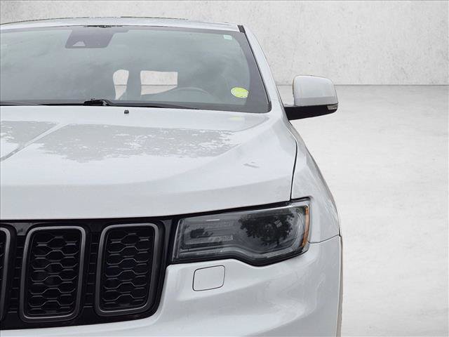 Used 2021 Jeep Grand Cherokee L Limited w/ Luxury Tech Group II AWD/4WD image 3