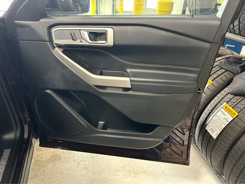 Used 2023 Ford Explorer Limited w/ Equipment Group 301A image 42