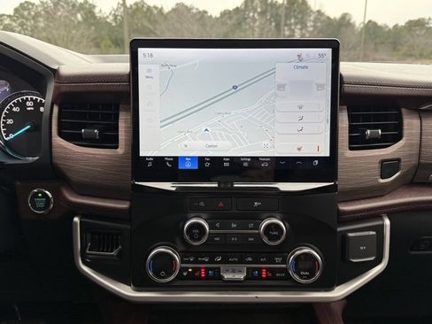 Used 2024 Ford Expedition Max Limited image 20