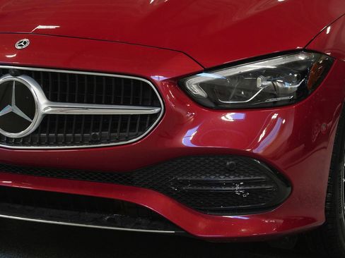 Used 2025 Mercedes-Benz C 300 4MATIC Sedan image 8