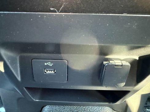 Used 2020 Ford F350 XL w/ Power Equipment Group image 43