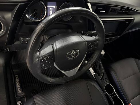 Used 2017 Toyota Corolla L FWD image 18