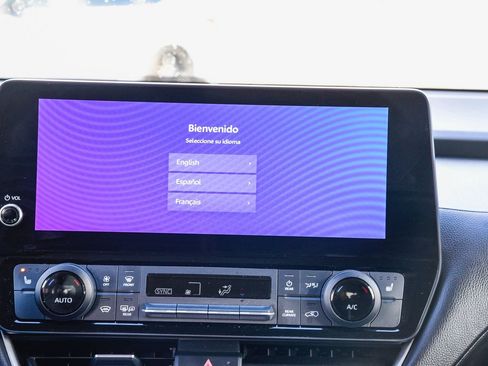 Certified 2024 Toyota Grand Highlander XLE image 17