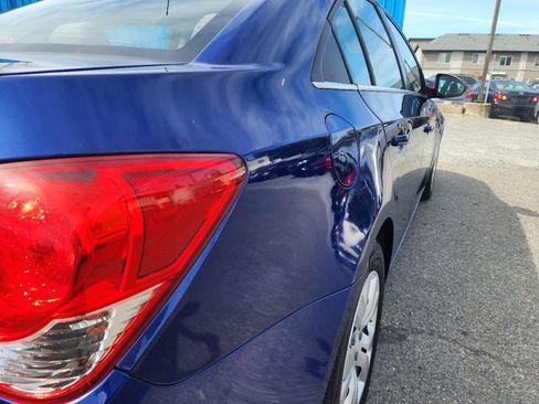 Used 2012 Chevrolet Cruze LS w/ Connectivity Package FWD image 29