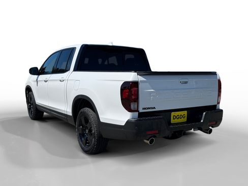Used 2026 Honda Ridgeline Black Edition image 3