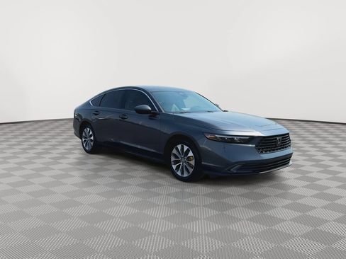 Used 2023 Honda Accord EX image 2