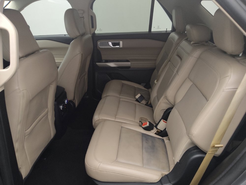 Used 2021 Ford Explorer Limited w/ Equipment Group 301A RWD image 18