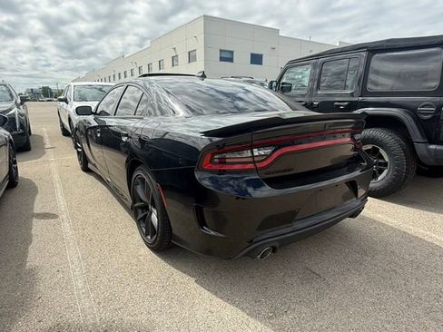 Used 2022 Dodge Charger R/T w/ Plus Group RWD image 2