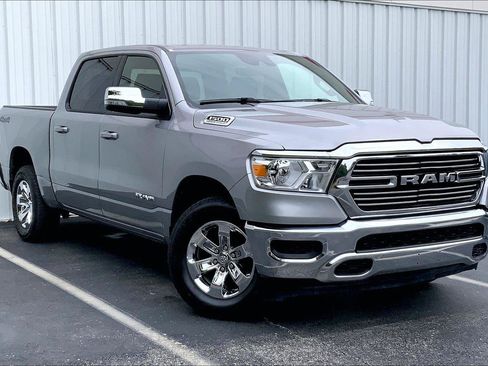 Used 2024 RAM 1500 Laramie AWD/4WD image 32