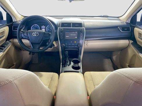 Used 2017 Toyota Camry LE w/ Protection Package (Q2) FWD image 13