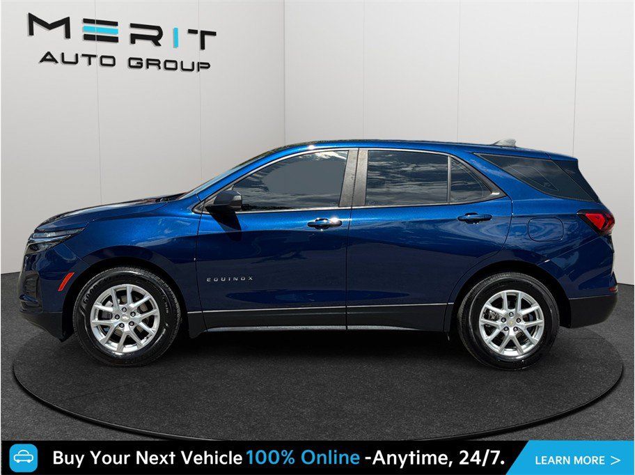 Used 2023 Chevrolet Equinox LS FWD image 5