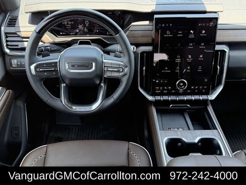 New 2026 GMC Acadia Denali Ultimate w/ LPO, Floor Liner Package AWD/4WD image 11