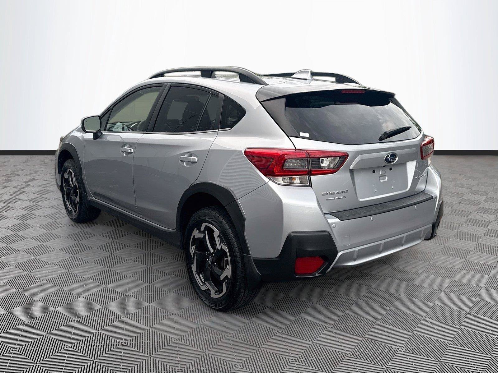 Used 2022 Subaru Crosstrek 2.5i Limited w/ Moonroof Package 2 AWD/4WD image 5
