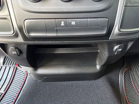 Used 2021 RAM 1500 Express RWD image 13