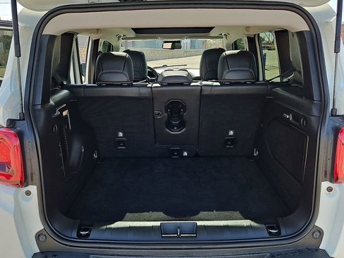 Used 2020 Jeep Renegade Limited w/ UConnect 8.4 Nav Group AWD/4WD image 12