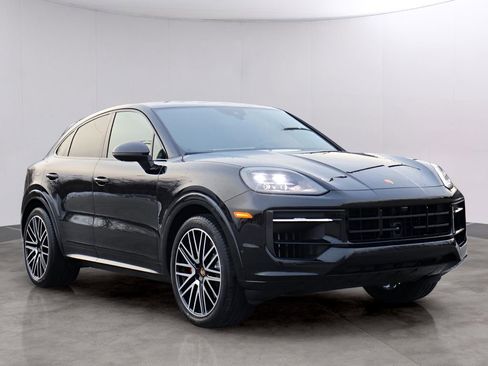 New 2026 Porsche Cayenne S image 11