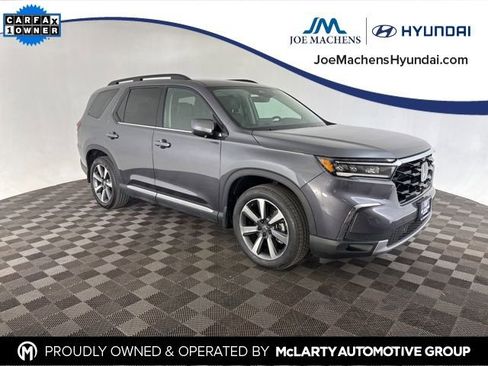 Used 2024 Honda Pilot Elite image 3