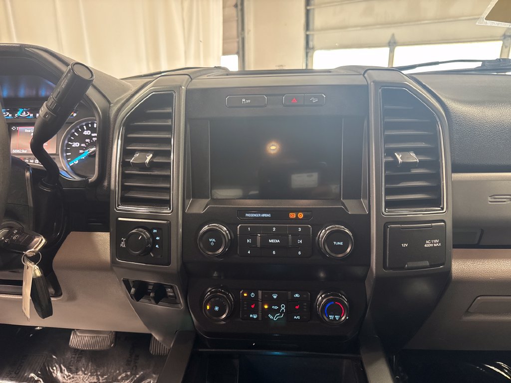 Used 2021 Ford F250 XLT w/ XLT Premium Package AWD/4WD image 18
