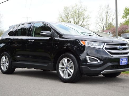 Used 2018 Ford Edge SEL w/ Equipment Group 201A image 3