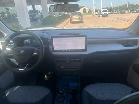 New 2025 Ford Maverick XLT FWD image 12