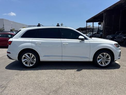 Used 2022 Audi Q7 2.0T Premium w/ Convenience Package AWD/4WD image 4