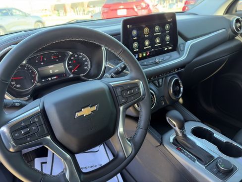 Used 2024 Chevrolet Blazer LT image 15