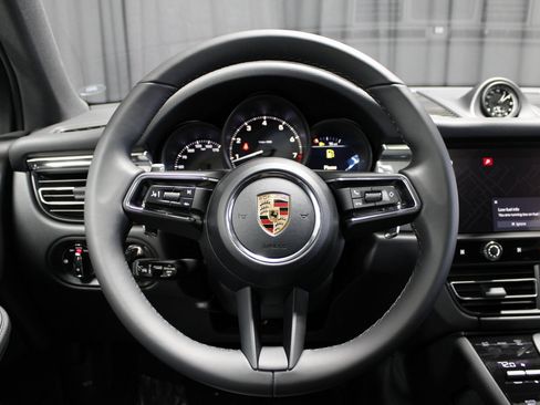 New 2026 Porsche Macan image 27
