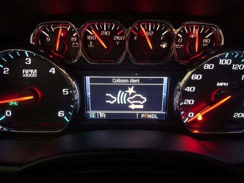 Used 2018 Chevrolet Tahoe Premier image 43