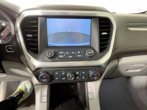 Used 2018 GMC Acadia SLT AWD/4WD image 35