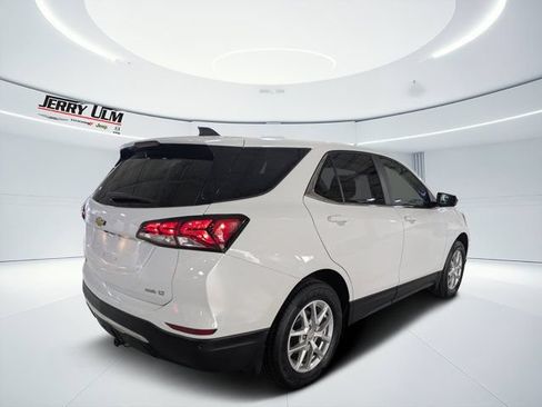 Used 2023 Chevrolet Equinox LT w/ LPO, Floor Liner Package AWD/4WD image 3