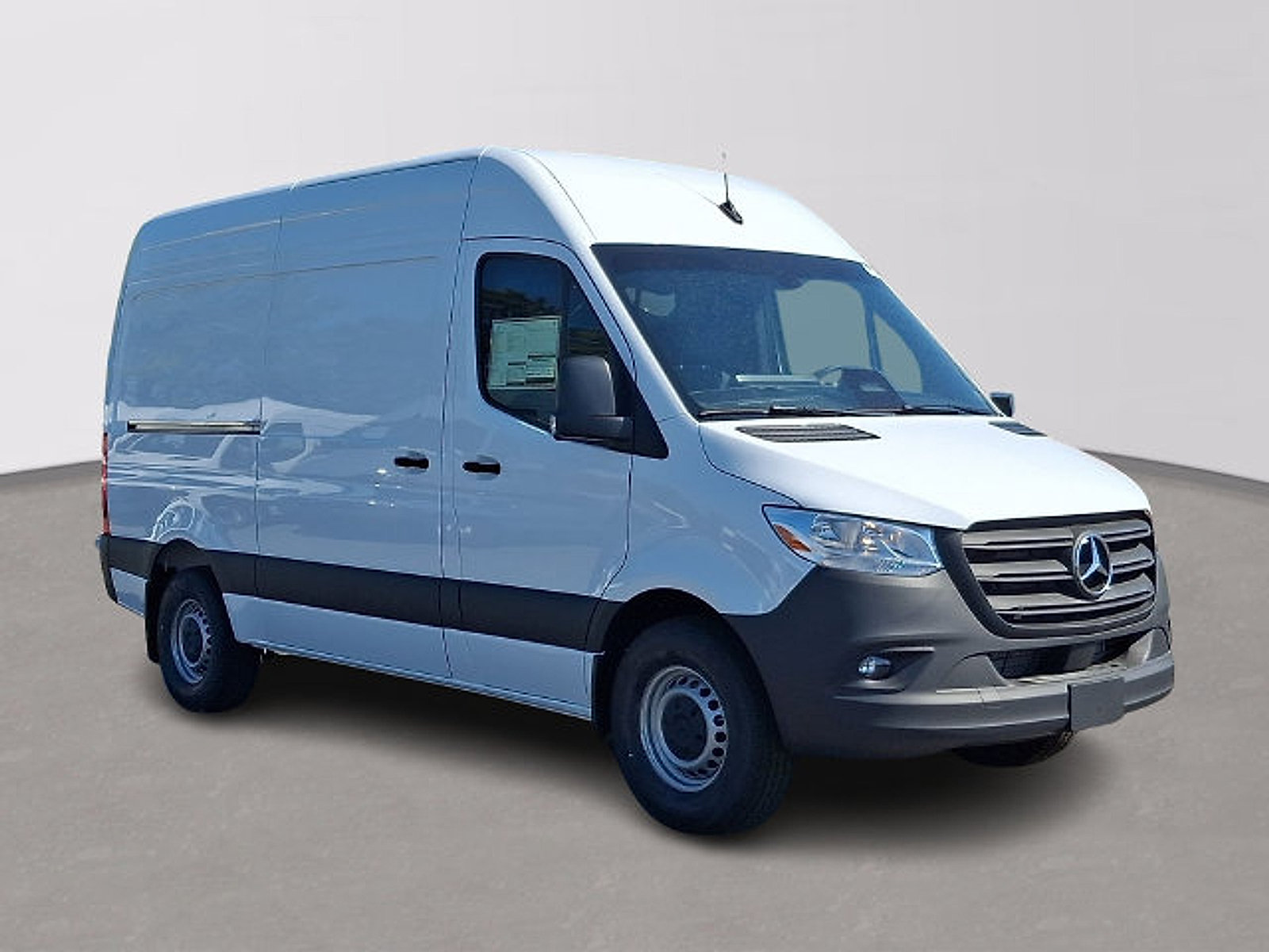 Used 2026 Mercedes-Benz Sprinter 2500 image 3