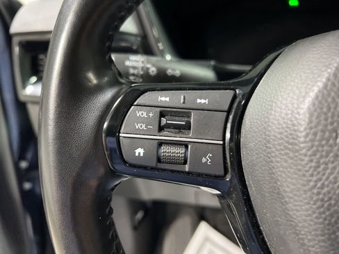 Used 2025 Honda CR-V EX-L image 24