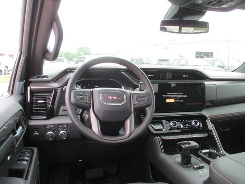 New 2026 GMC Sierra 1500 AT4 w/ AT4 Premium Package AWD/4WD image 19