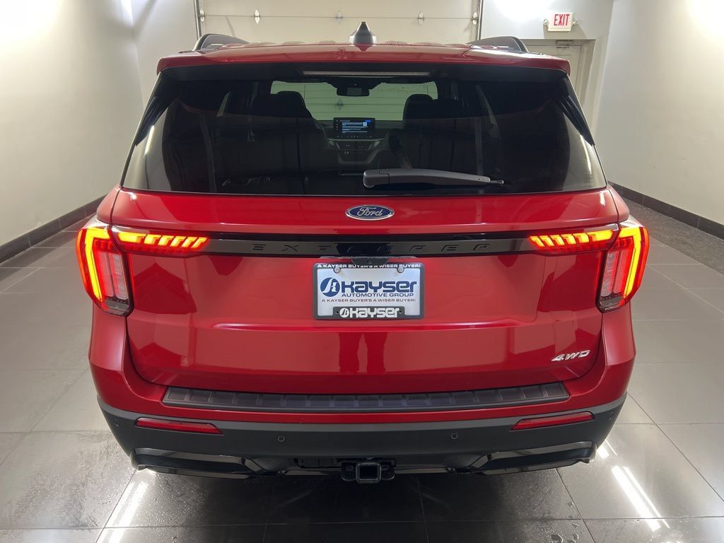 New 2026 Ford Explorer ST-Line w/ ST-Line Street Pack AWD/4WD image 6