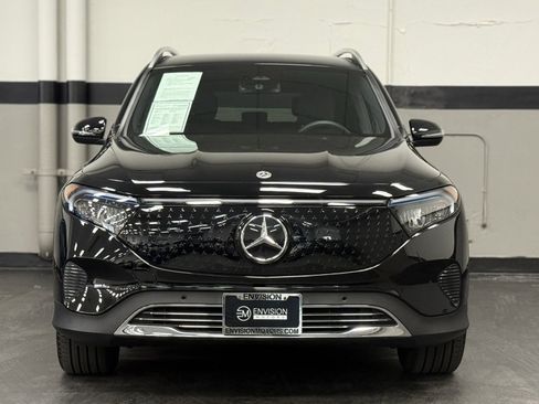 Used 2024 Mercedes-Benz EQB 300 4MATIC image 5