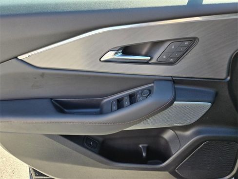 Used 2024 Acura ZDX A-Spec image 24