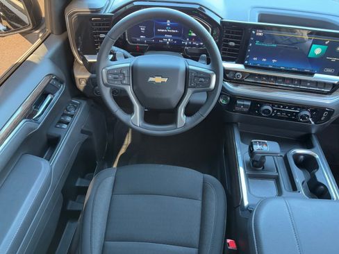 Used 2025 Chevrolet Silverado 1500 LT w/ Safety Package image 15