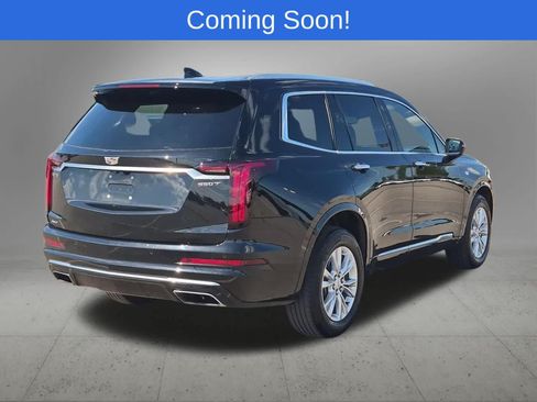 Used 2024 Cadillac XT6 Luxury w/ LPO, Floor Liner Package AWD/4WD image 6