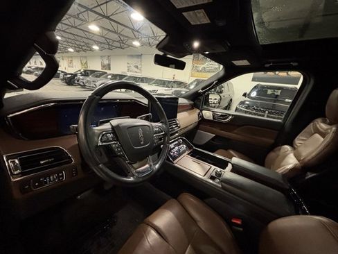 Certified 2022 Lincoln Navigator Reserve image 4