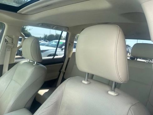 Used 2019 Lexus GX 460 Premium w/ Premium Package AWD/4WD image 9