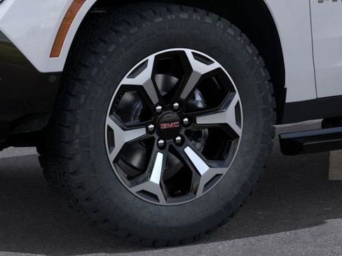New 2026 GMC Yukon AT4 w/ AT4 Premium Plus Package image 9