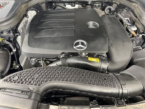 Certified 2022 Mercedes-Benz GLC 300 GLC 300 image 47