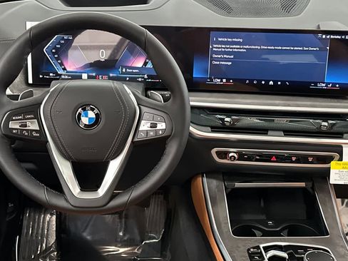 New 2026 BMW X5 xDrive40i w/ Climate Comfort Package image 14
