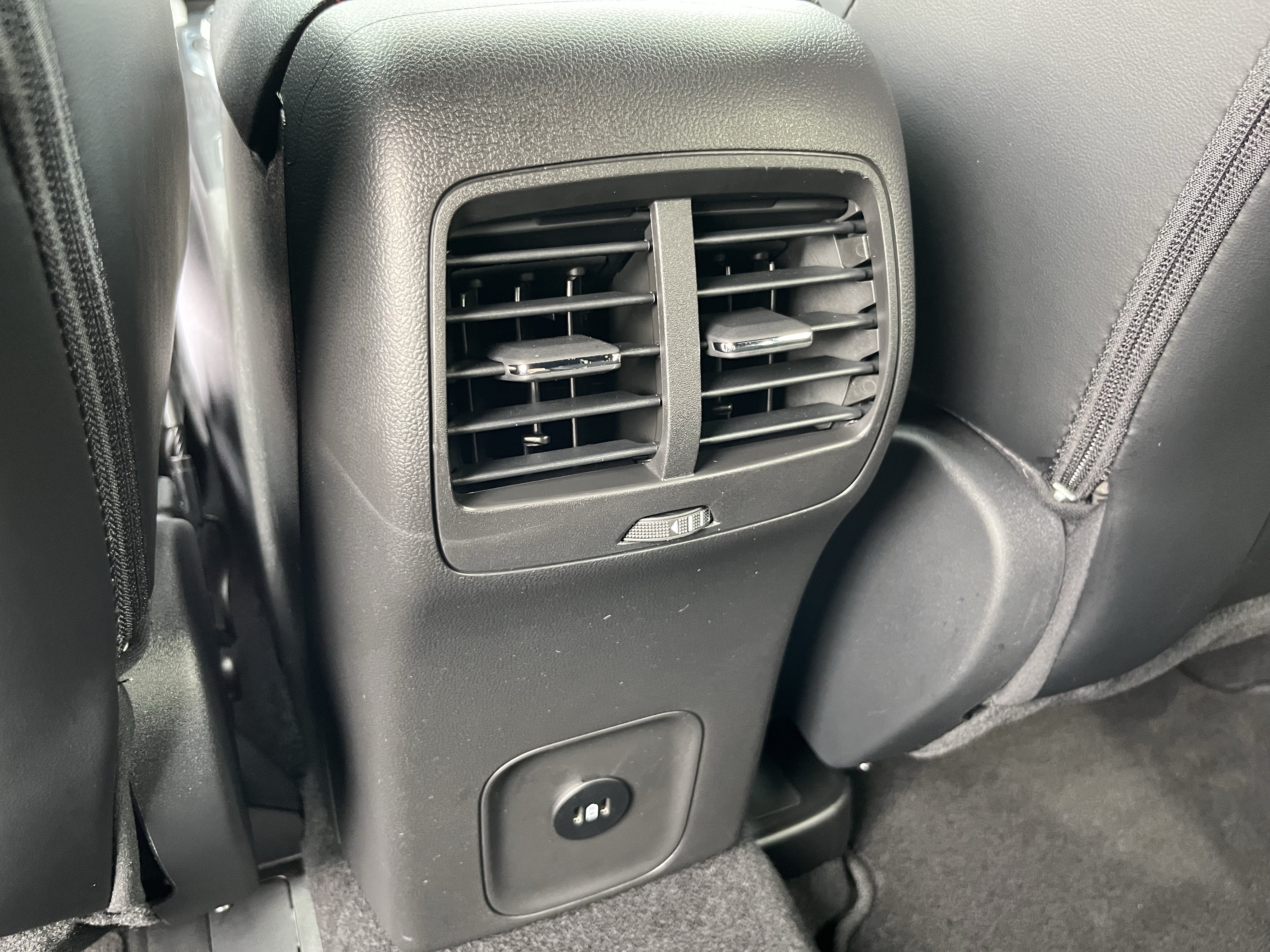Used 2025 Ford Escape ST-Line Select w/ Tech Pack #2 AWD/4WD image 22